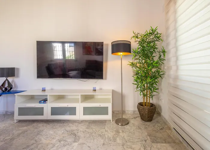 דירה Cadizz - Atico Del Buho Surenyo - Terraza 100m2 Privada קדיז